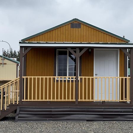 Far West Cabin-Tiny Homes Rental ฟอร์กส์ ภายนอก รูปภาพ